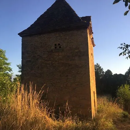 Location De A En Bouriane Holiday home
